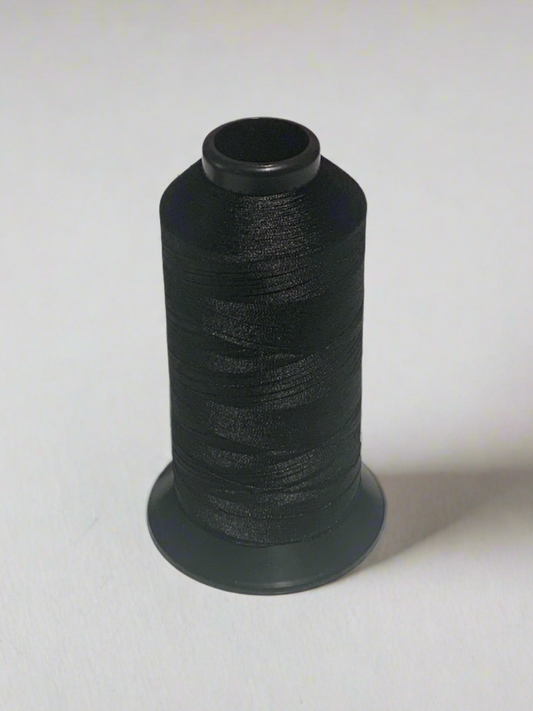 Picasso 40 wt Trilobal Polyester Thread – 5000 m King Cone - Black