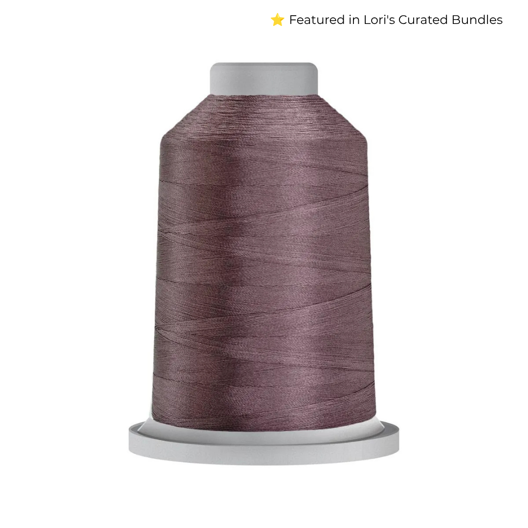 Glide 40 wt Wisteria (40666) 5000 m king cone trilobal polyester quilting thread.